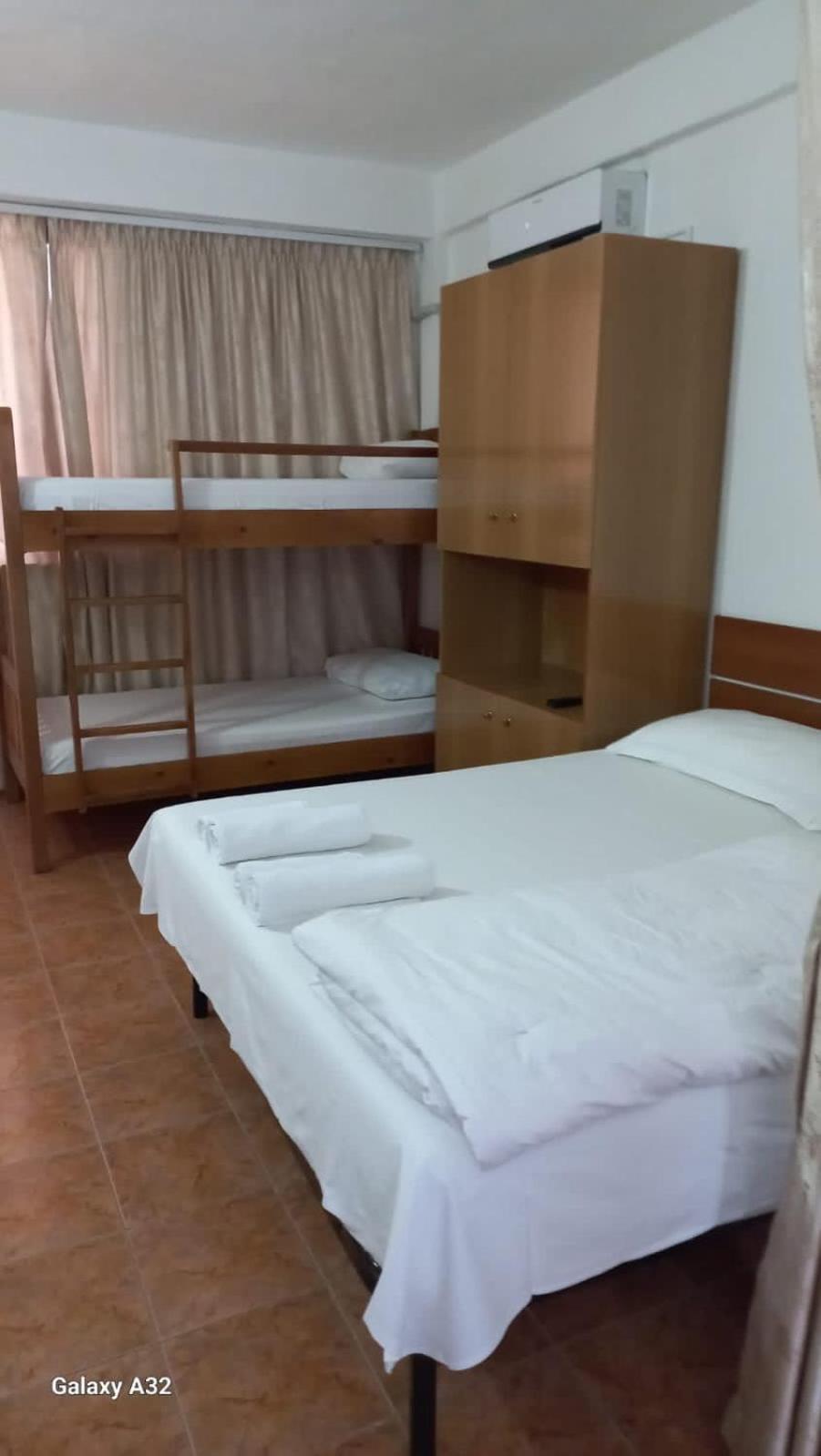 Arben Apartment Durres Bagian luar foto